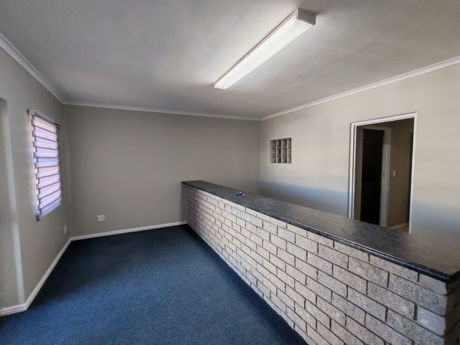 To Let commercial Property for Rent in Somerset West Business Park Western Cape